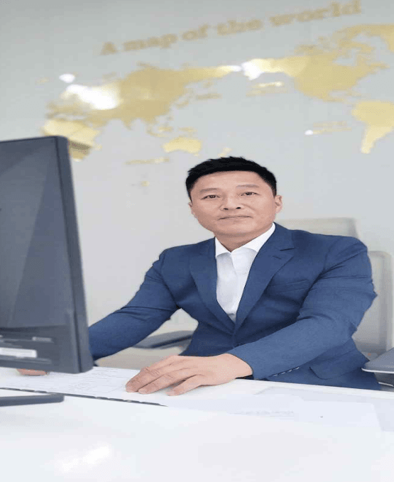 朴正圭 Thumbnail Image